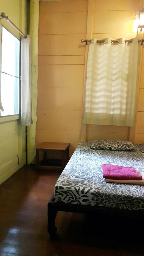Хостел Bangkok House Phra Nakon Экстерьер фото